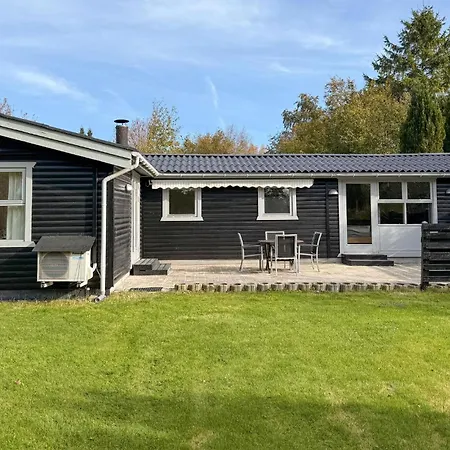 2 Bedroom Cozy In Idestrup