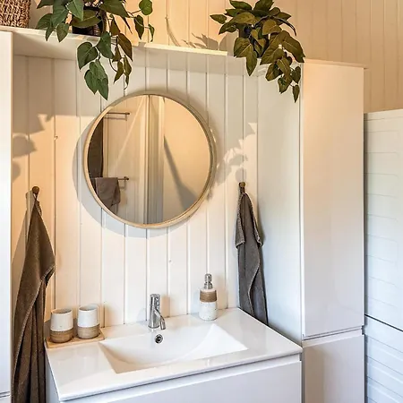 Accogliente Casa Con 2 Da Letto A Idestrup Bøtø By